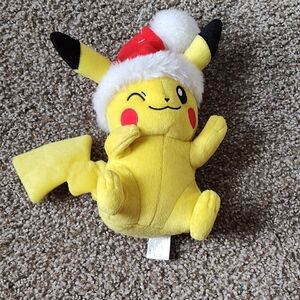2017 Tomy Christmas Pokemon Pikachu Stuffed Plush Toy with Santa Hat 9"